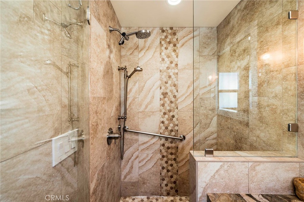 111 W Barclay Street