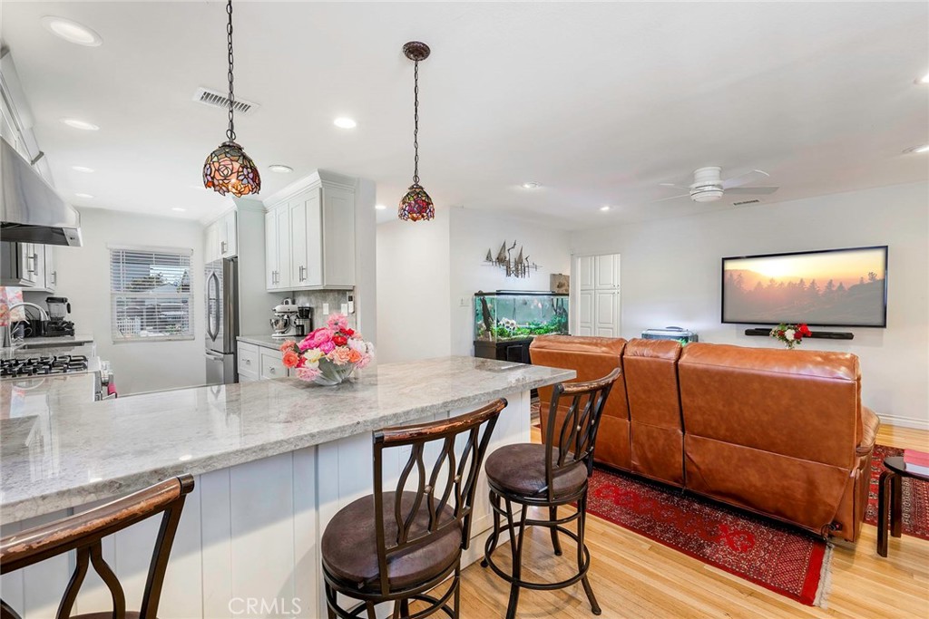 111 W Barclay Street