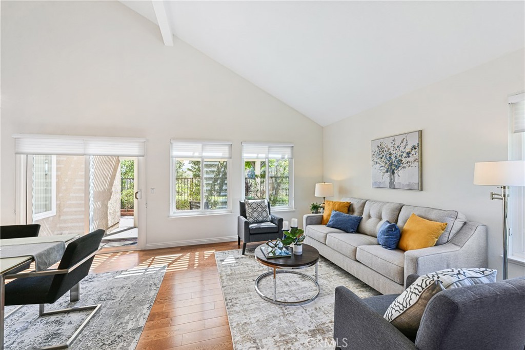 685 S Iron Horse Lane