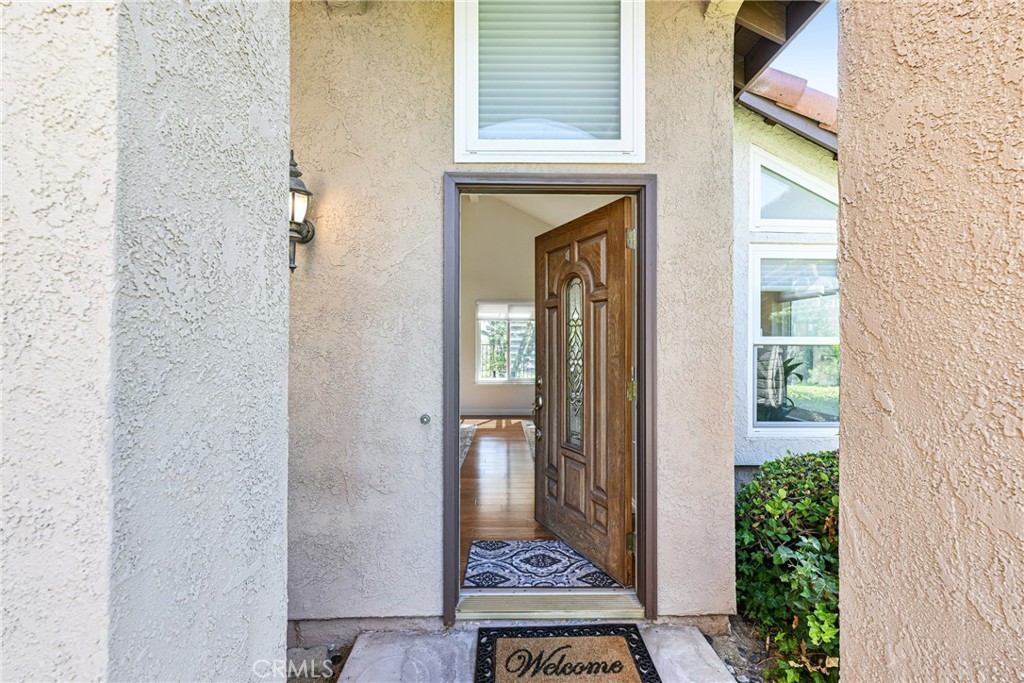 685 S Iron Horse Lane