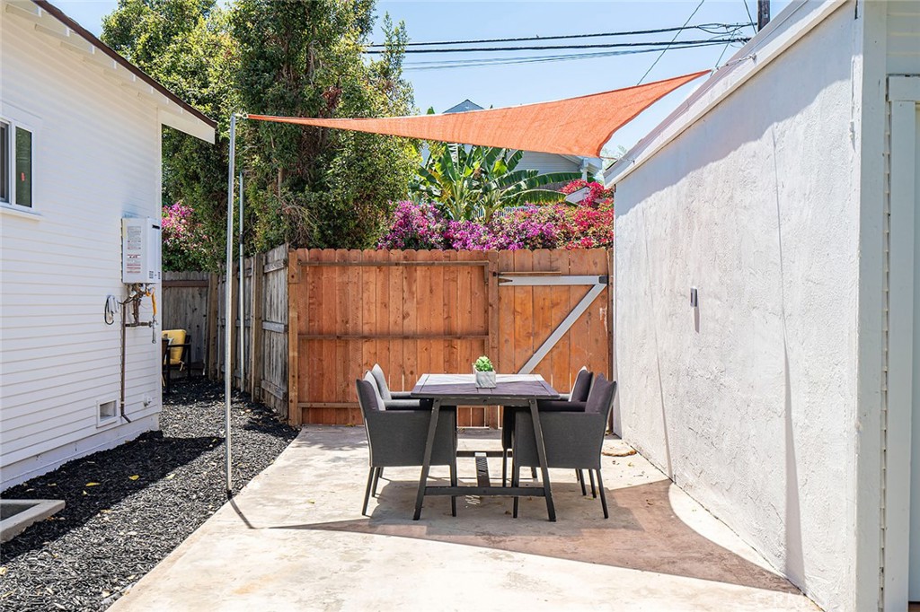 2520 East Sixth Street