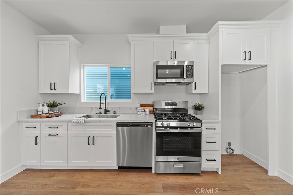 2520 East Sixth Street