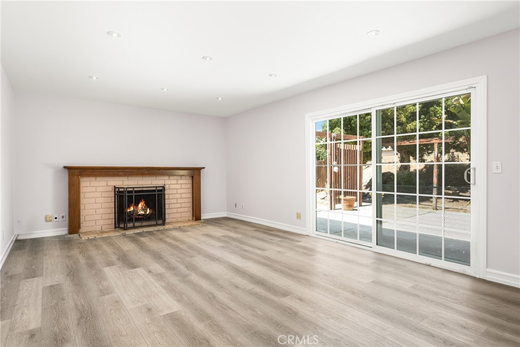 13533 Ankerton Street