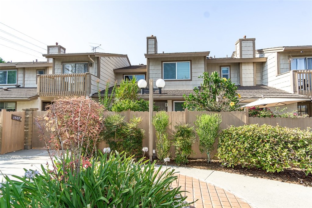 1505 Avenida Selva 170