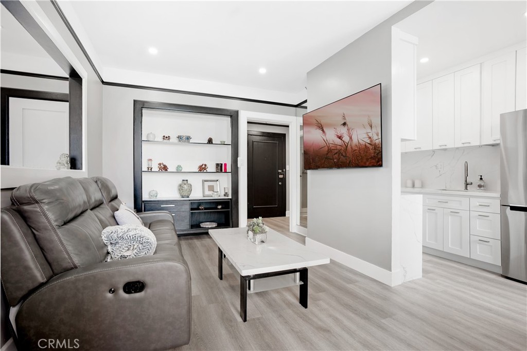 455 E Ocean Boulevard 1116