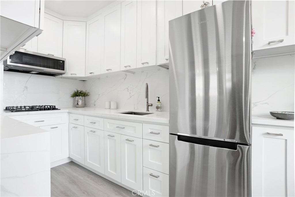 455 E Ocean Boulevard 1116
