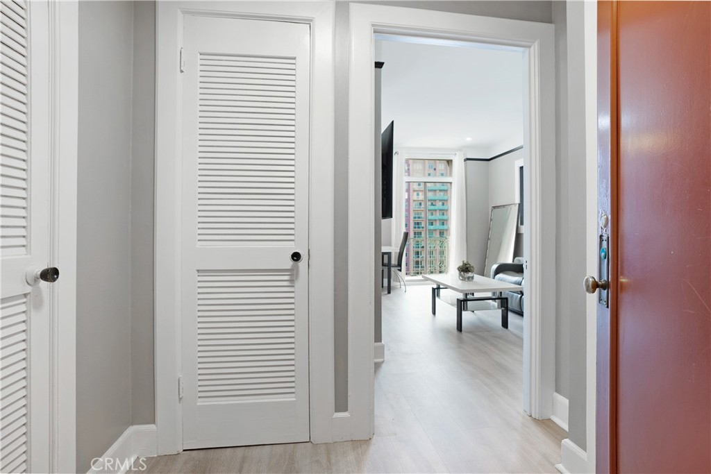 455 E Ocean Boulevard 1116