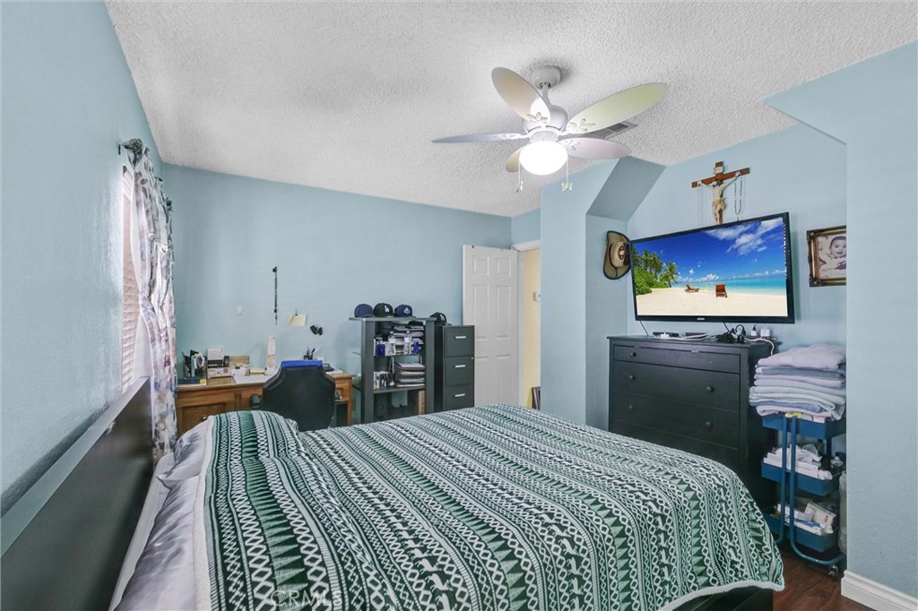 10427 Annetta Avenue