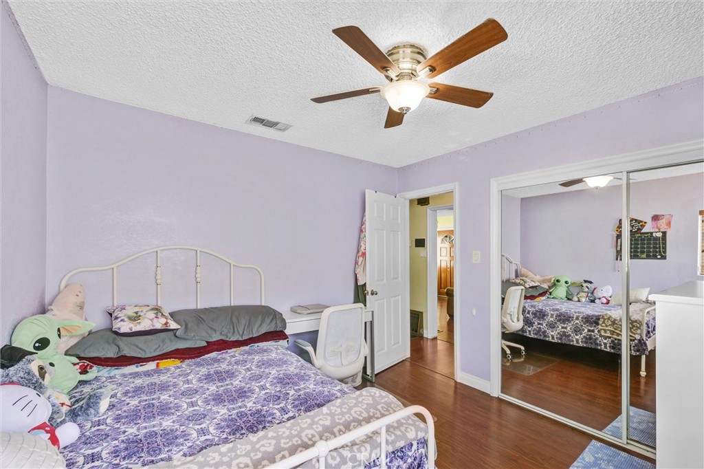 10427 Annetta Avenue