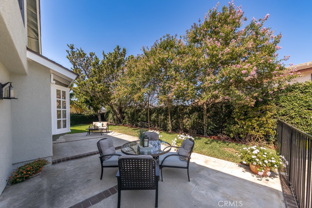 5839 E Valencia Drive