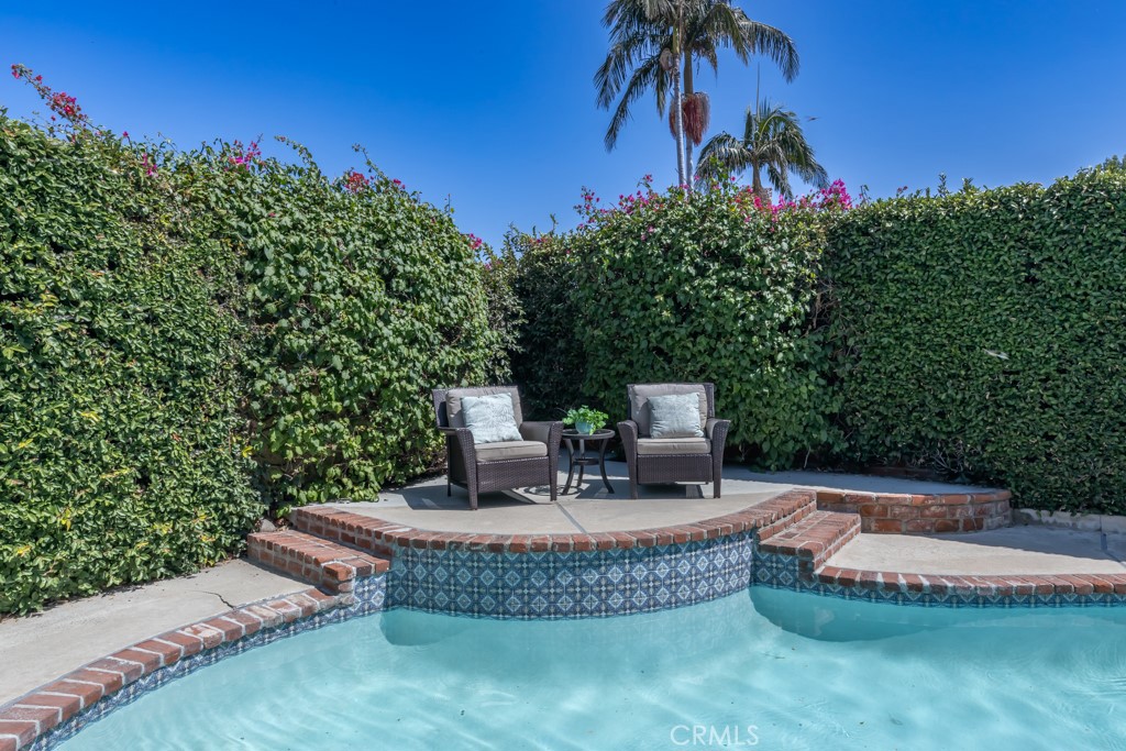 5839 E Valencia Drive