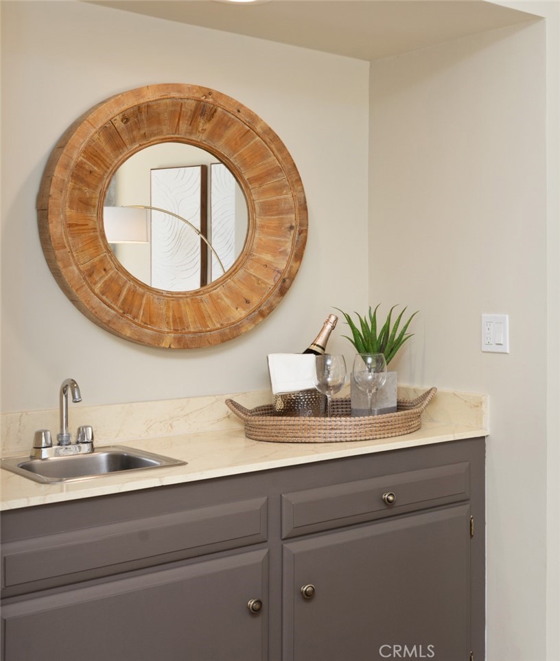 4164 Birchwood Avenue