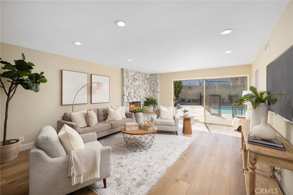 4164 Birchwood Avenue