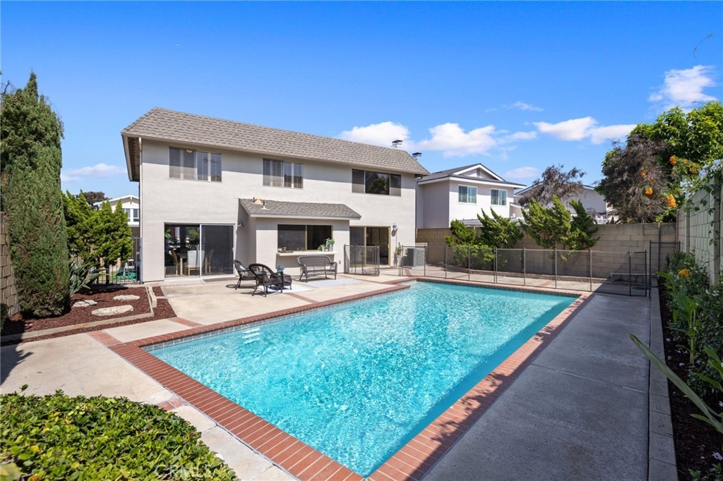 4164 Birchwood Avenue