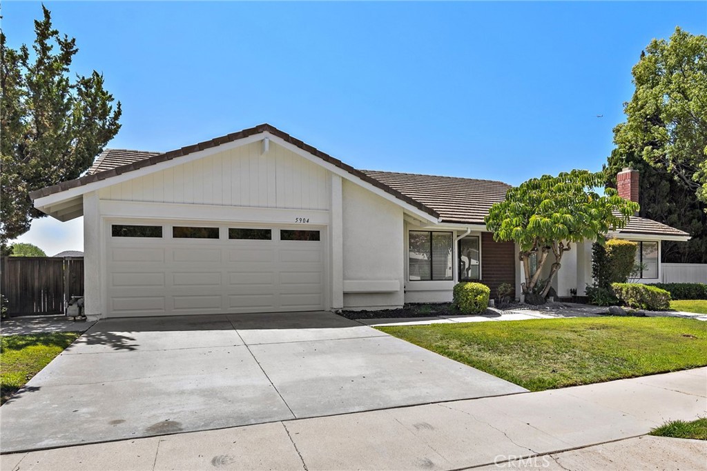 5904 E Shenandoah Avenue