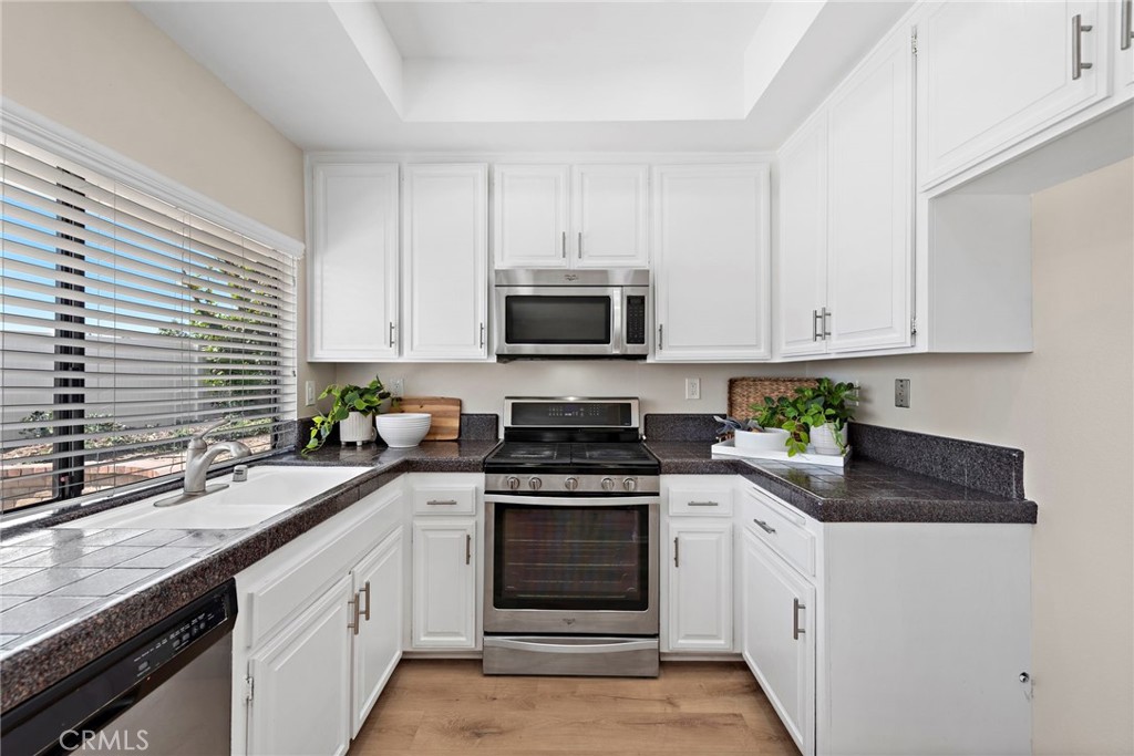 5904 E Shenandoah Avenue