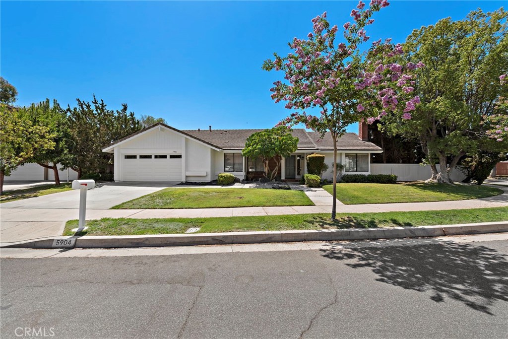 5904 E Shenandoah Avenue