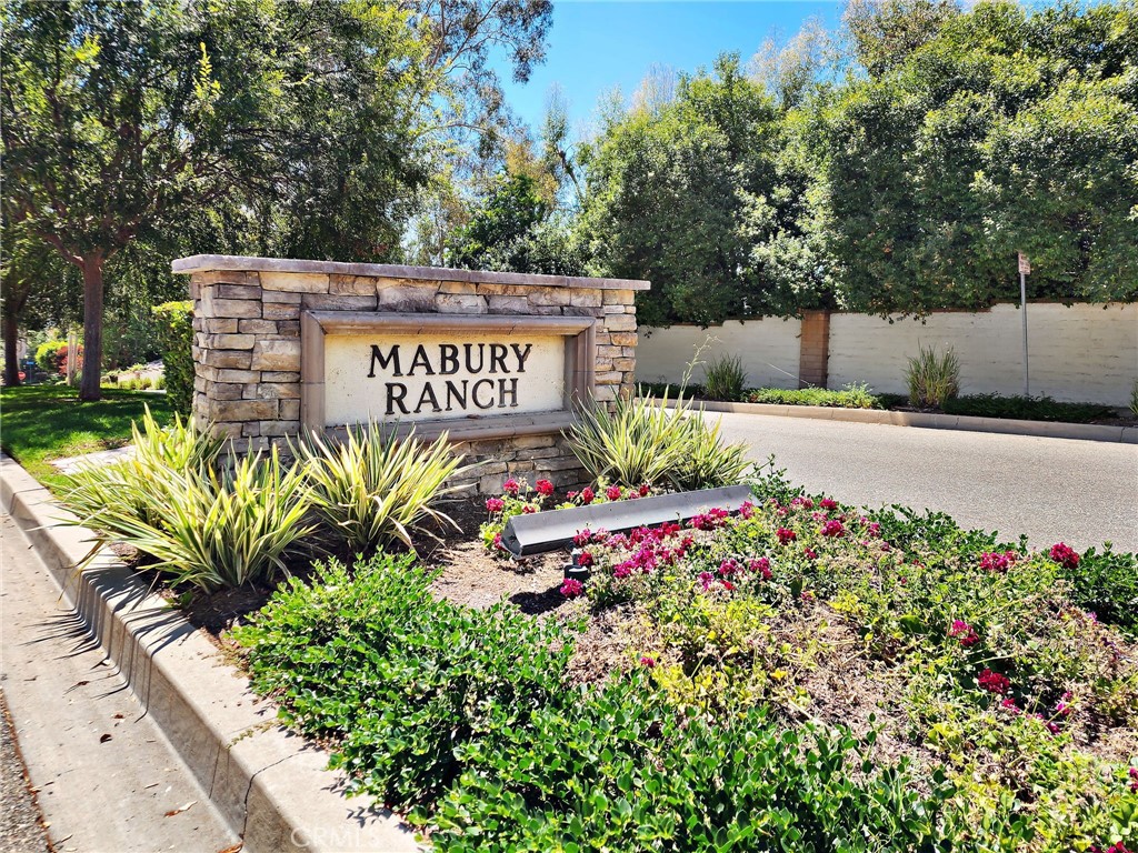 5904 E Shenandoah Avenue