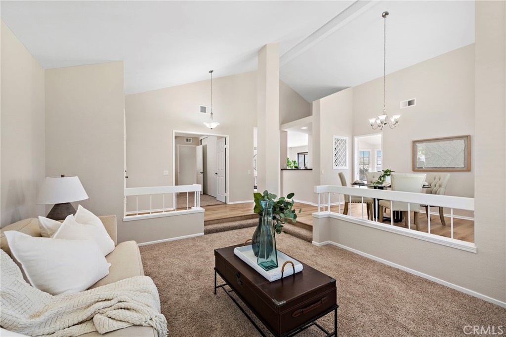 5904 E Shenandoah Avenue