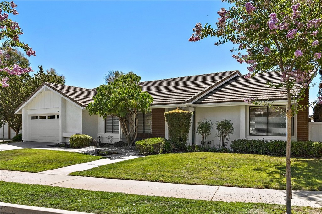 5904 E Shenandoah Avenue