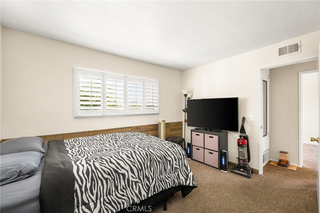 6782 Champagne Circle