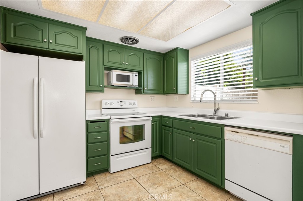 6782 Champagne Circle