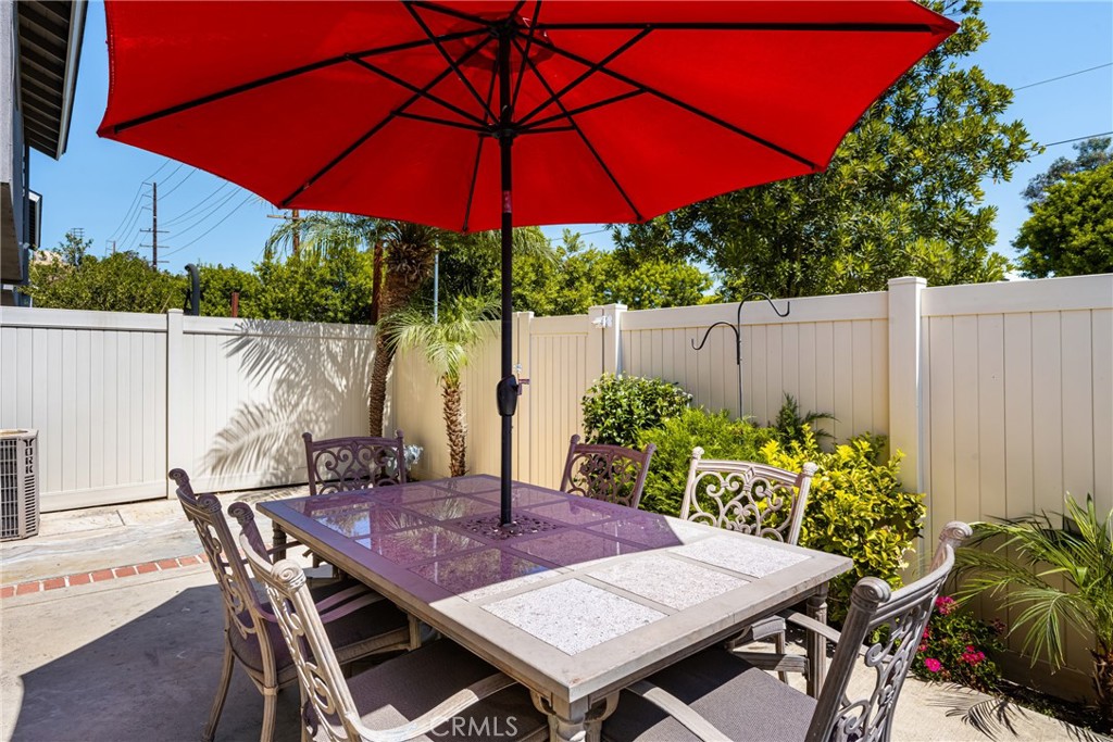 6782 Champagne Circle