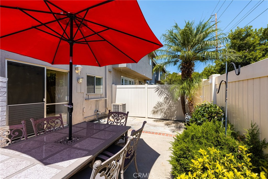 6782 Champagne Circle