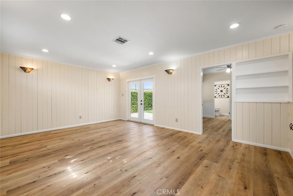 17019 Kornblum Avenue