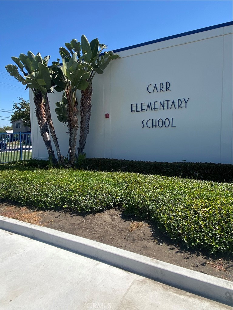 17019 Kornblum Avenue