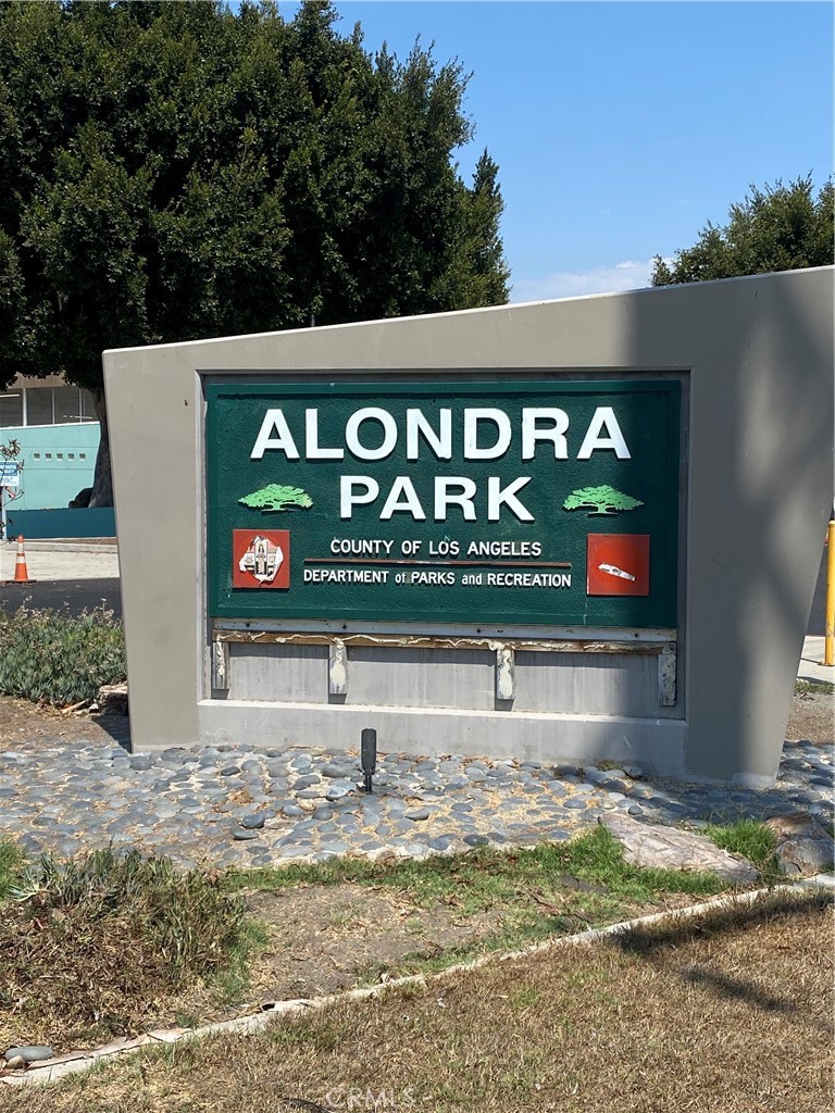 17019 Kornblum Avenue