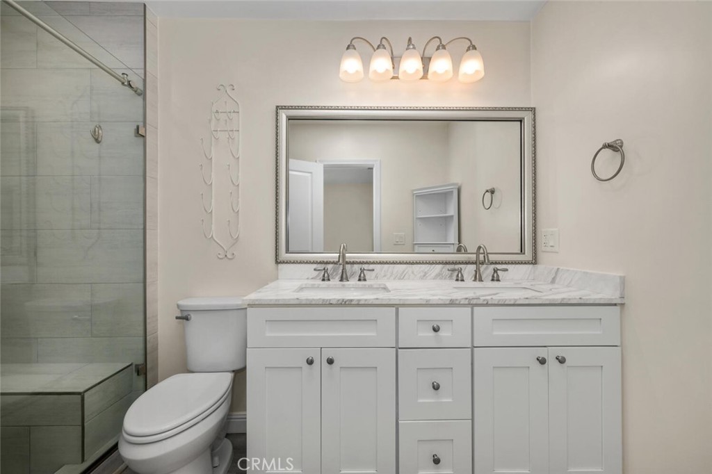 17019 Kornblum Avenue