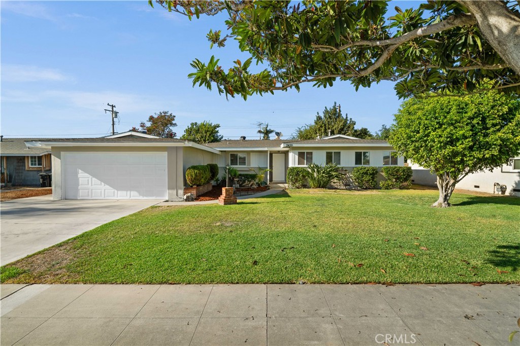 2425 W Orange Avenue