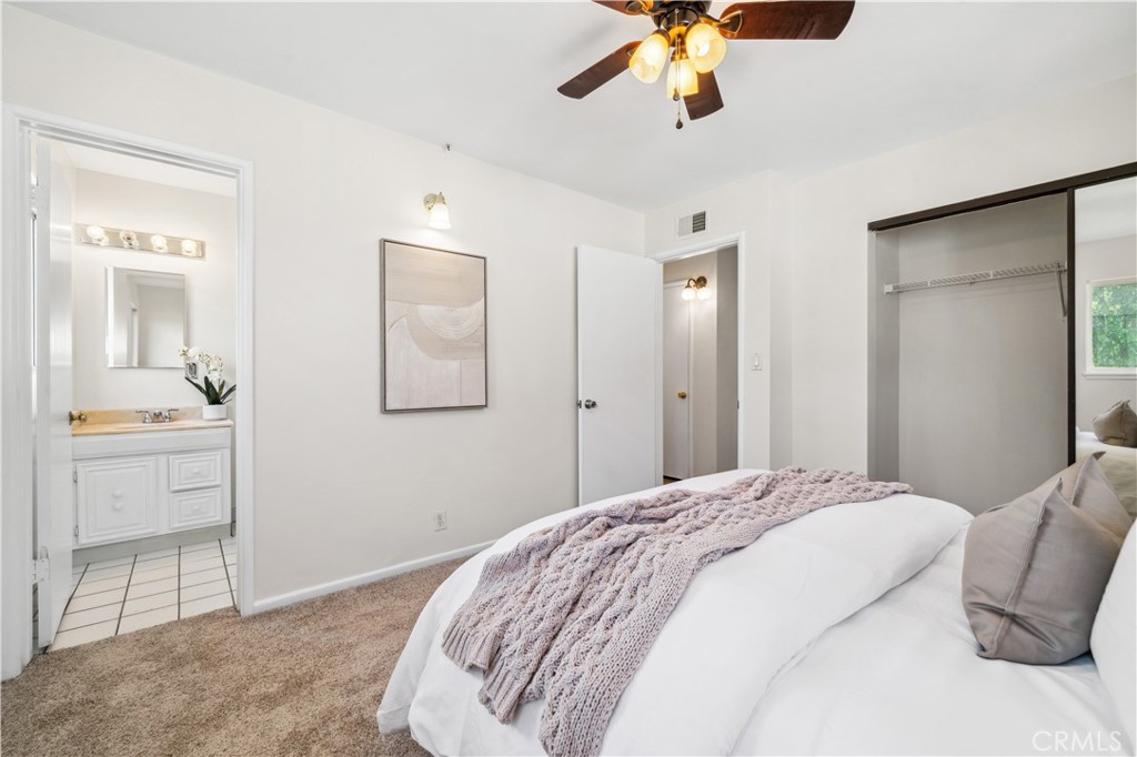 2425 W Orange Avenue