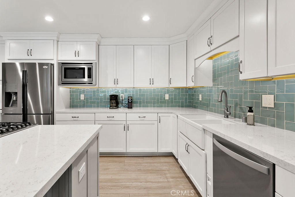 3611 S Bear Street H