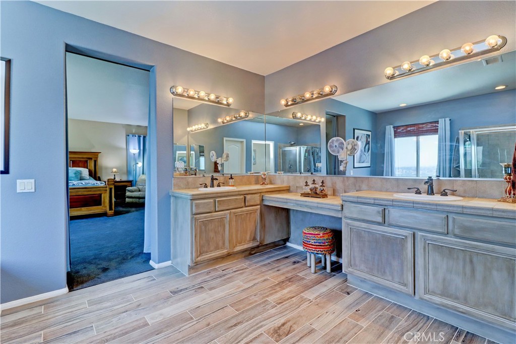 5433 Sunset Ridge Dr