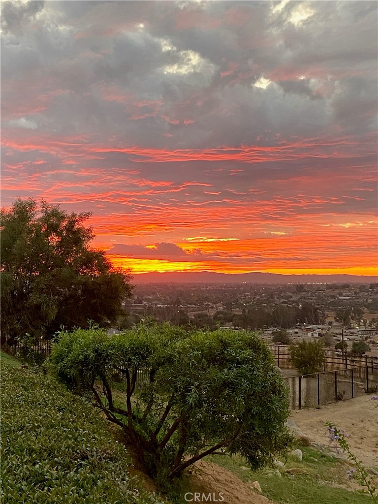 5433 Sunset Ridge Dr