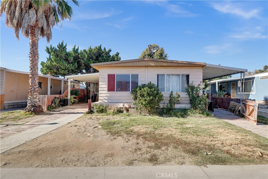 5800 Hamner 228