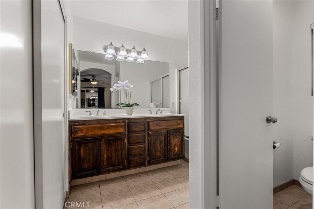 15817 Mariposa Drive