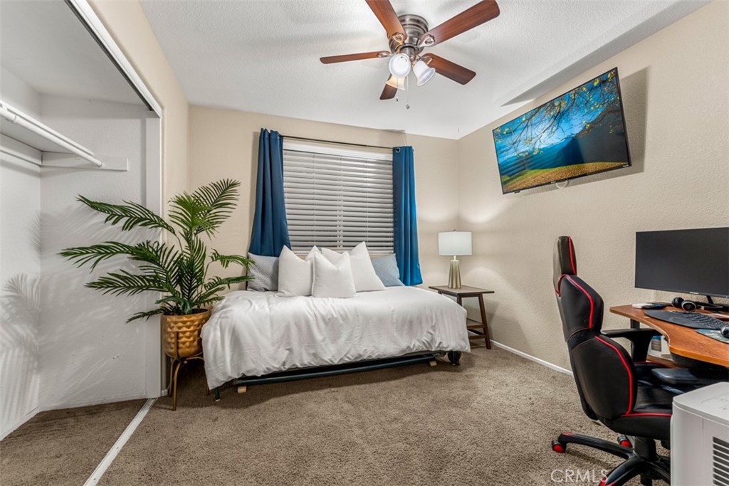 15817 Mariposa Drive