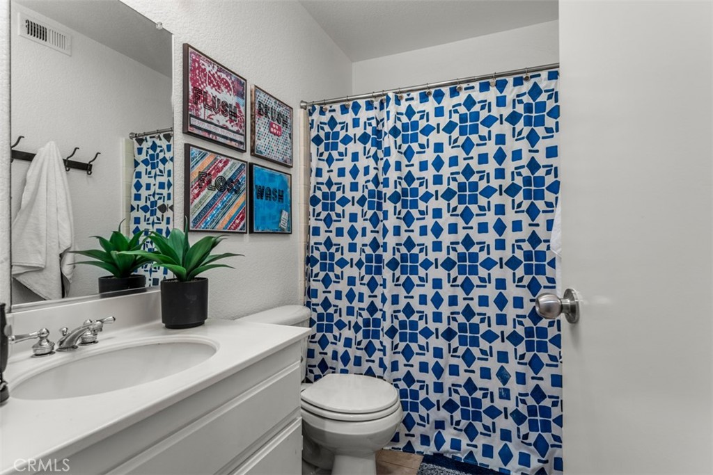 15817 Mariposa Drive