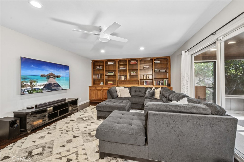 1375 Roxborough Drive