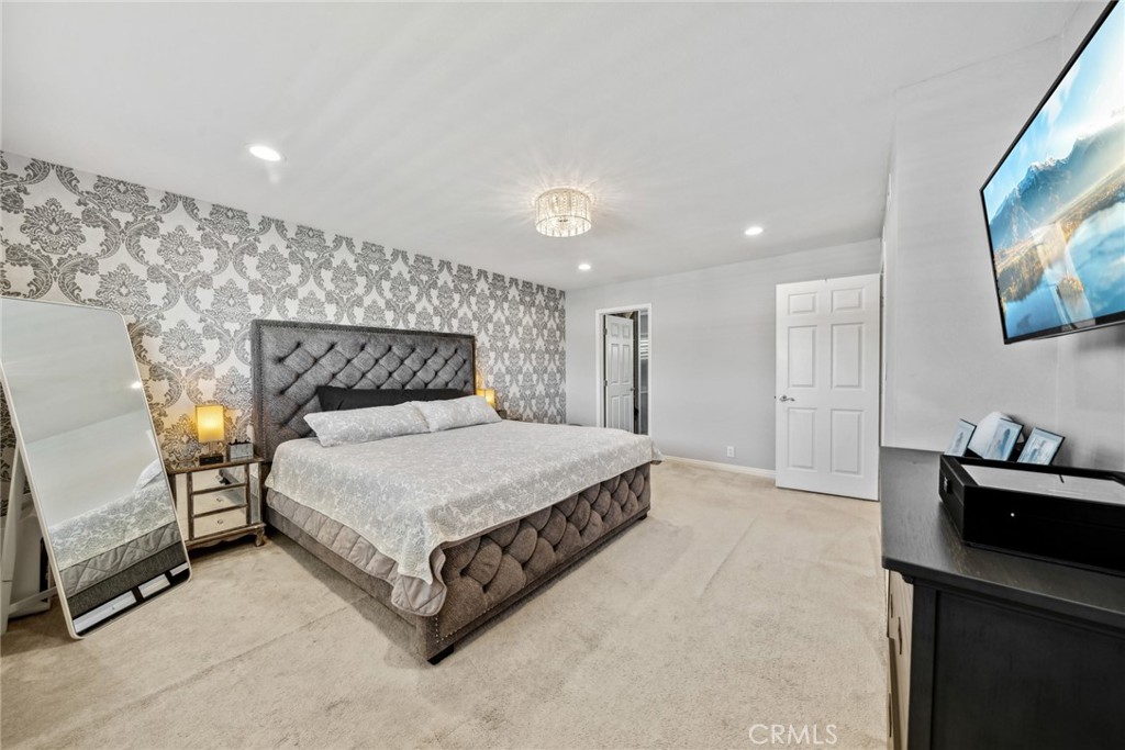 1375 Roxborough Drive