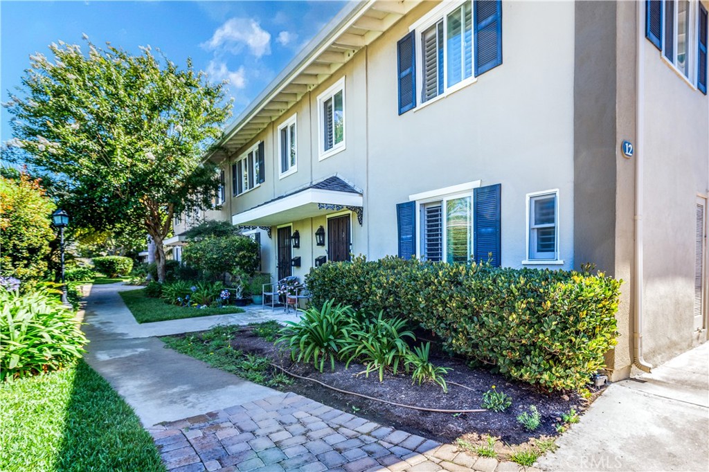 1741 Tustin Avenue 12D