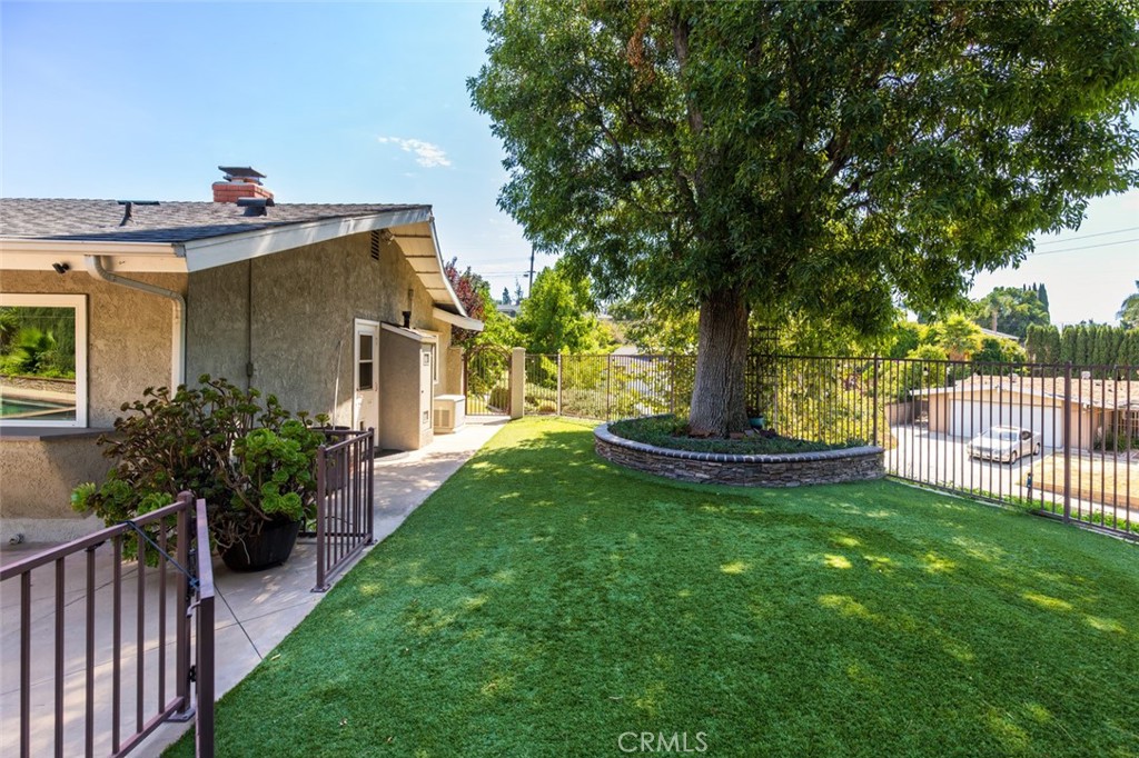 1333 E Sunview Drive