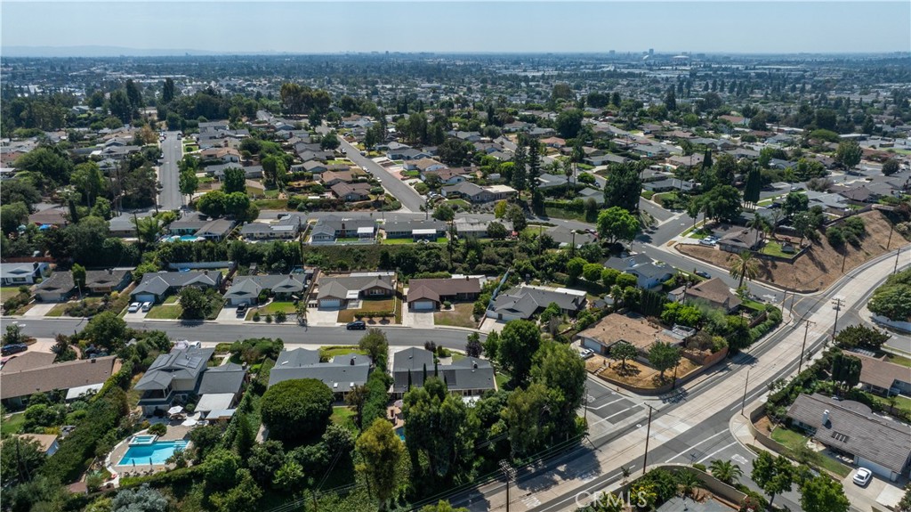 1333 E Sunview Drive