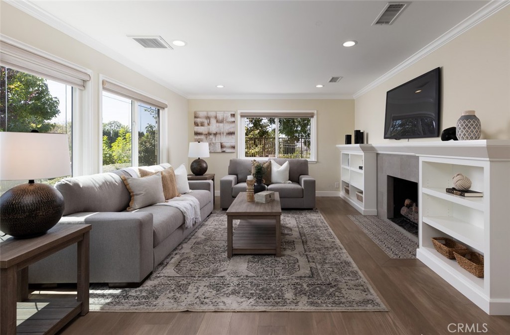 1333 E Sunview Drive