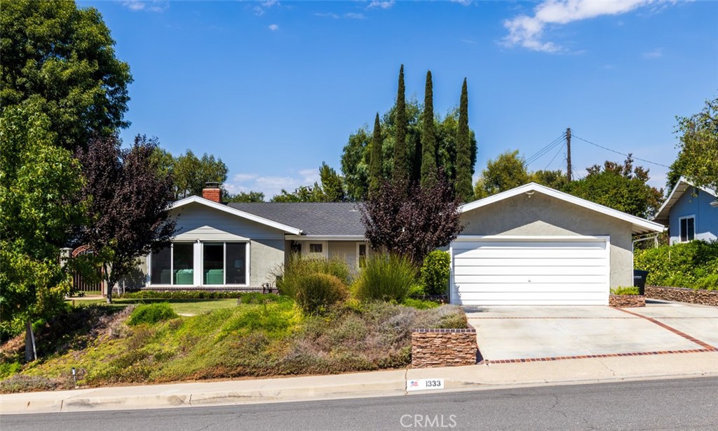 1333 E Sunview Drive