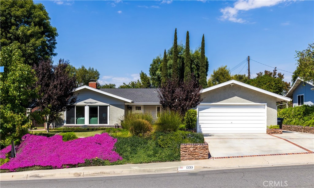 1333 E Sunview Drive