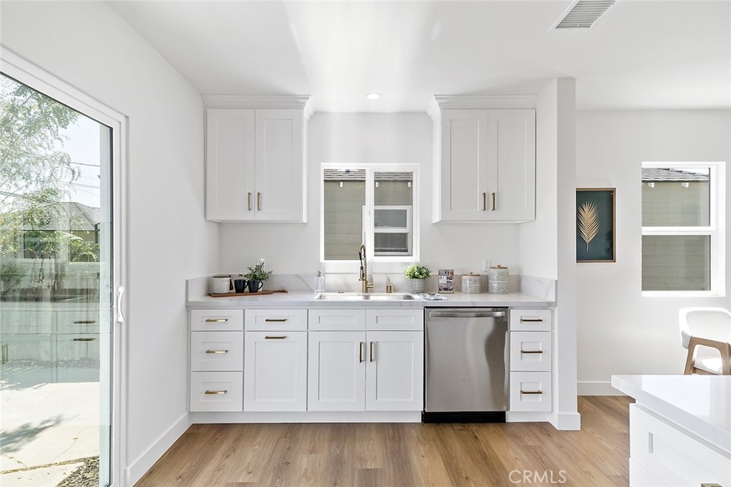 2218 Mira Mar Avenue